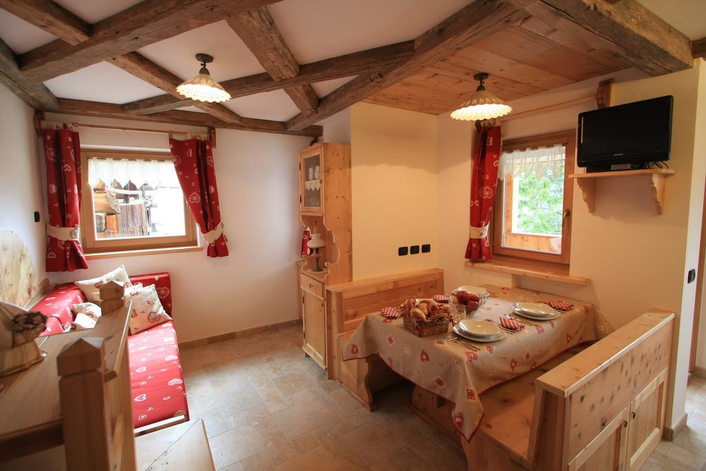 Chalet Pian Campitello di Fassa Buitenkant foto